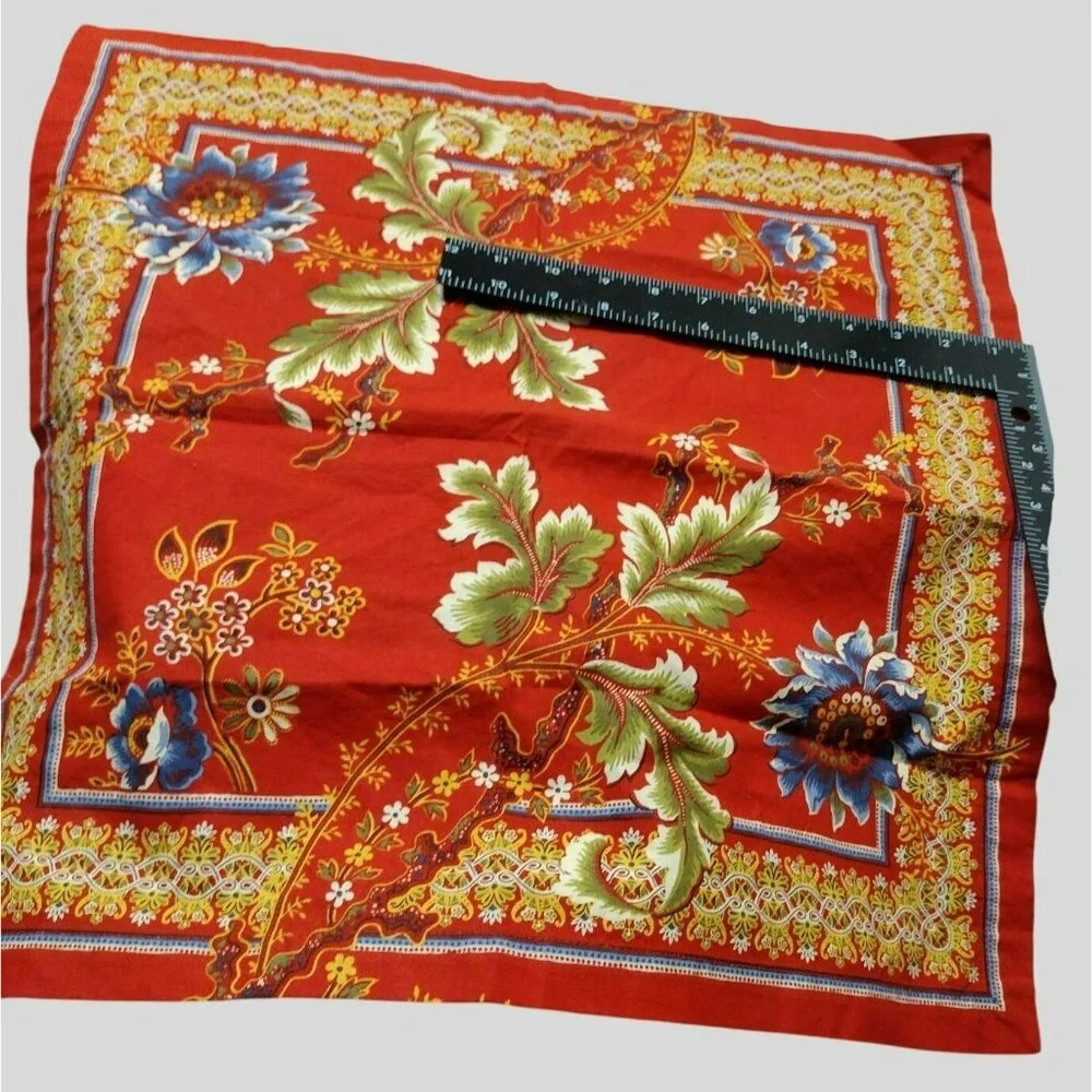Williams-Sonoma Red Floral Print Cotton Table Mat / Napkin